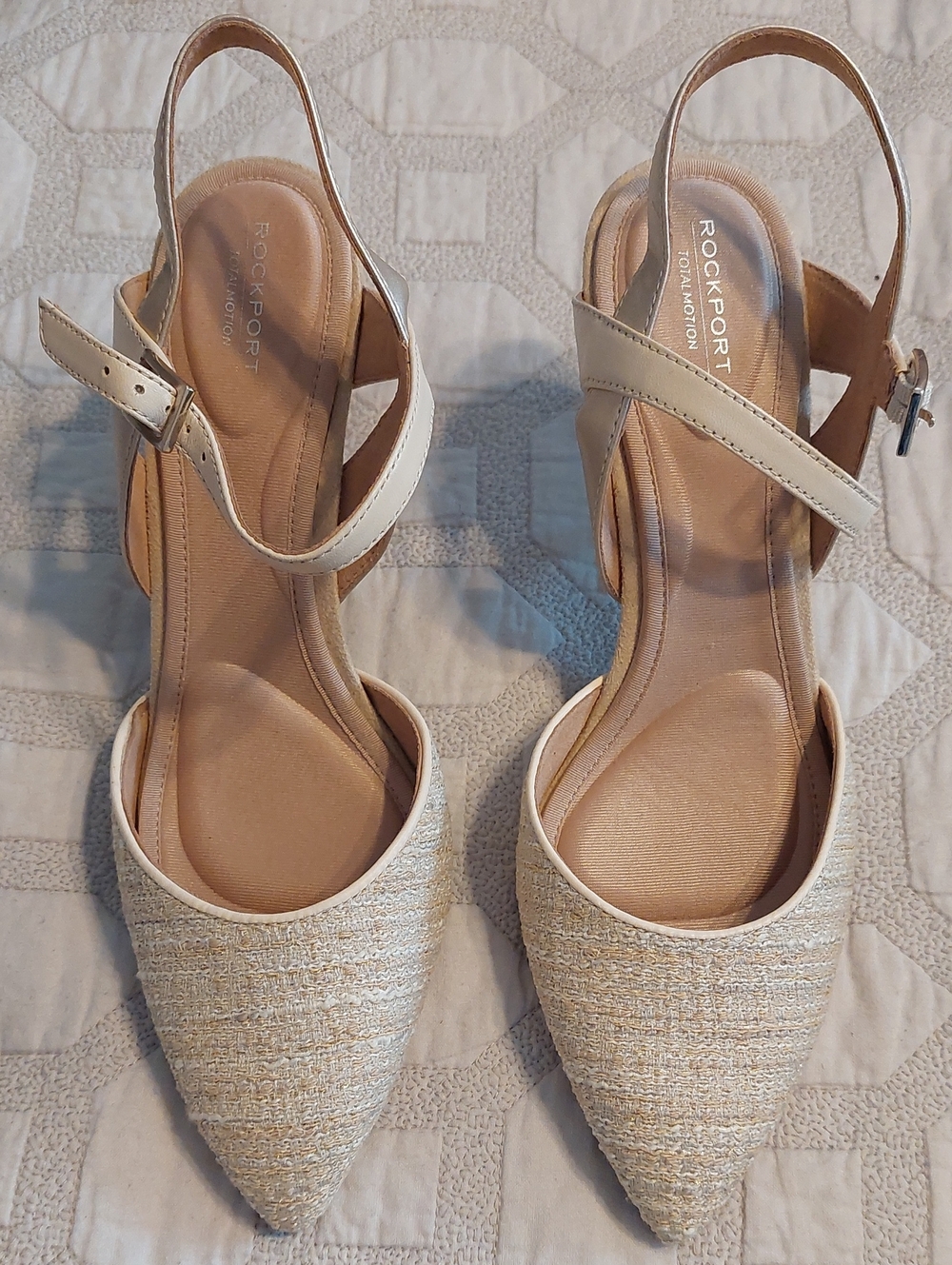Rockport Beige/Tan Textured Pointed Slingback Mules